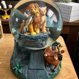 Lion King Musical Snowglobr